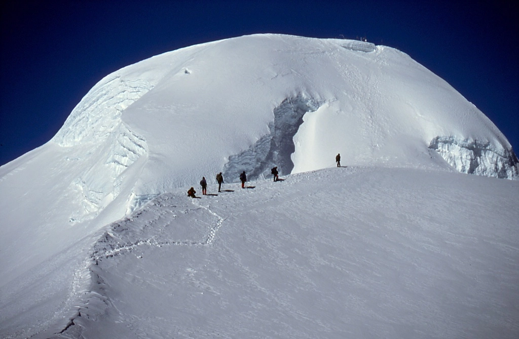 Mera Peak Climbing (6,476m / 21,247ft)